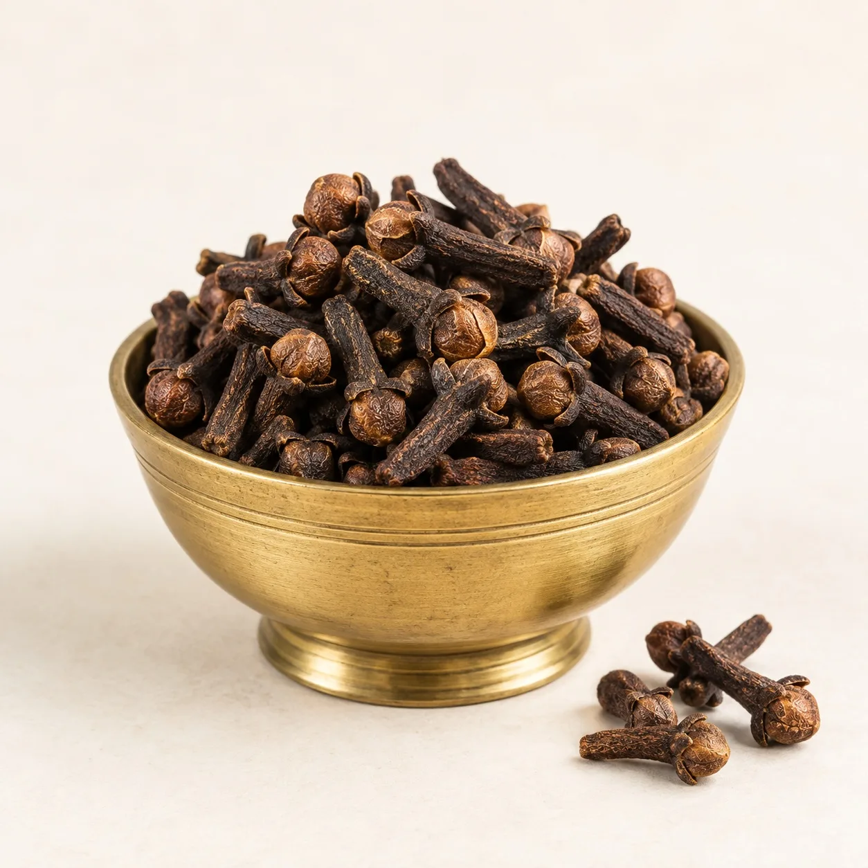 Cloves / Laung